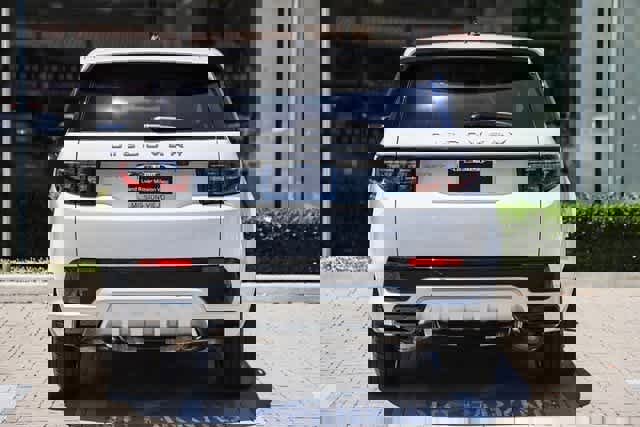 New 2024 Land Rover Discovery Sport S image 5