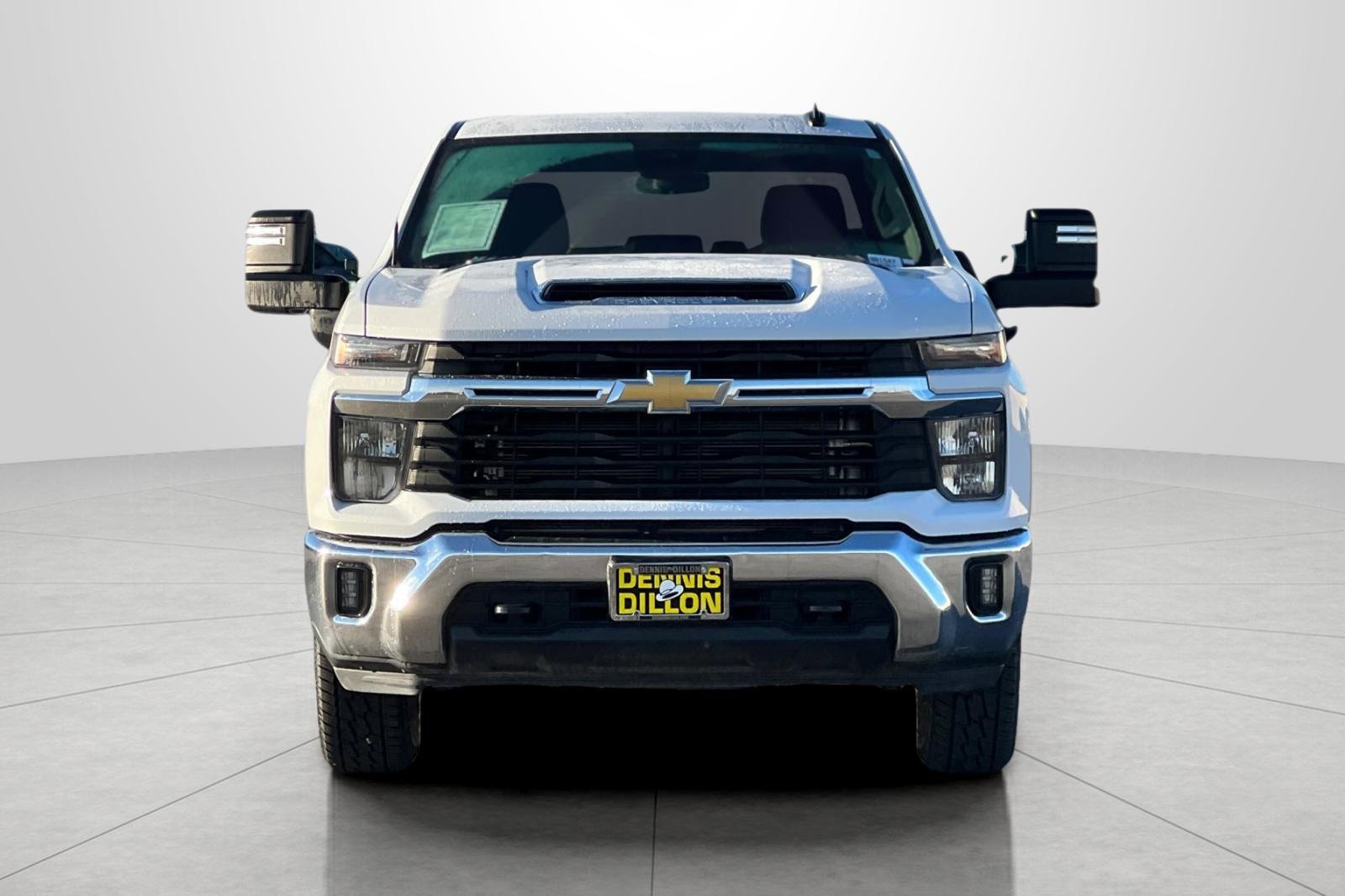 Used 2024 Chevrolet Silverado 2500 LT w/ Convenience Package image 9