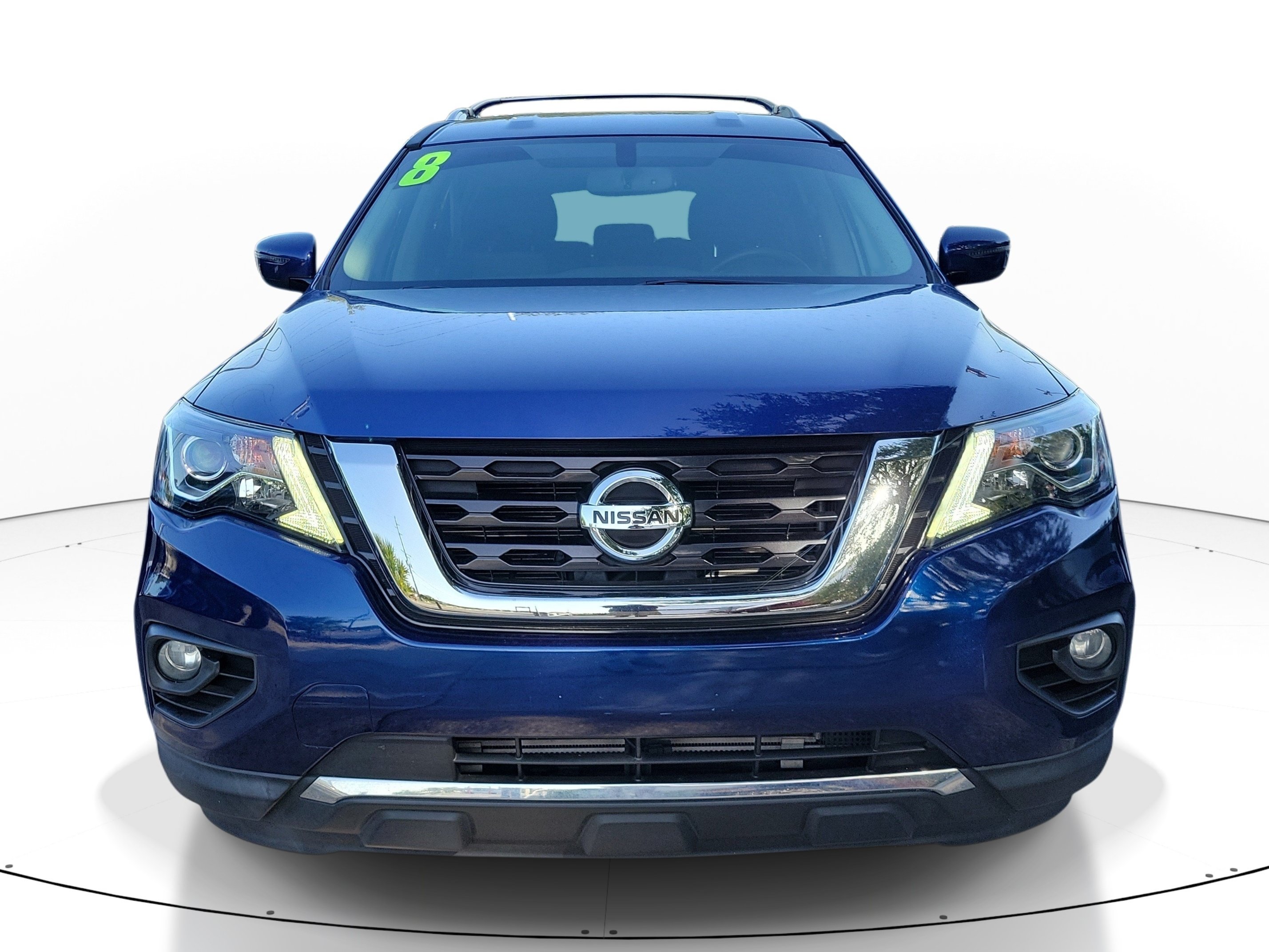 Used 2018 Nissan Pathfinder SV FWD image 2