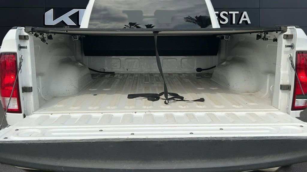 Used 2022 RAM 1500 Classic SLT image 16