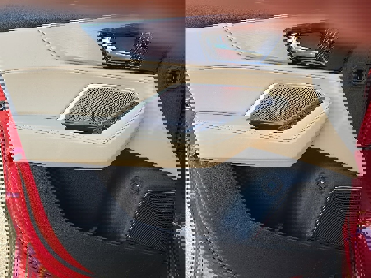 Used 2022 Acura MDX SH-AWD w/ Technology Package image 9