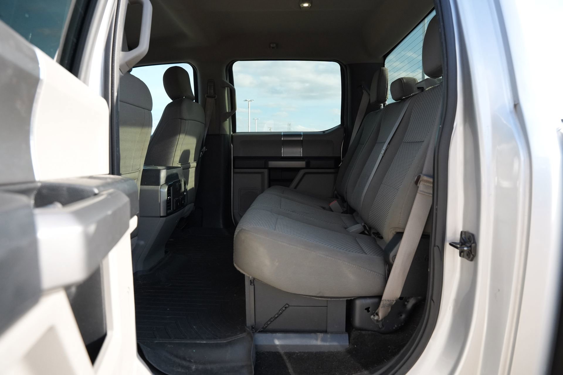 Used 2017 Ford F250 XLT w/ XLT Premium Package image 20