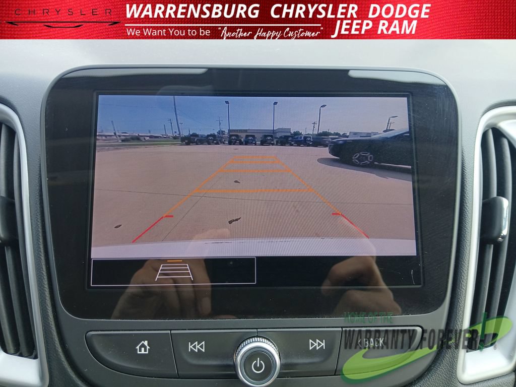 Used 2024 Chevrolet Malibu LT FWD image 22