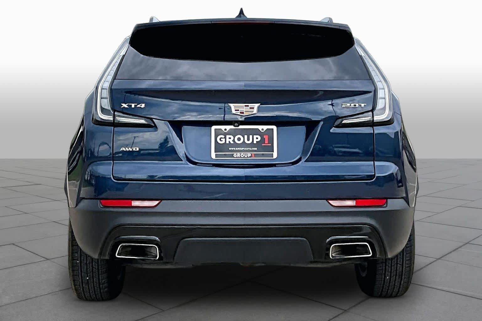 Used 2019 Cadillac XT4 Sport w/ Cold Weather Package AWD/4WD image 5