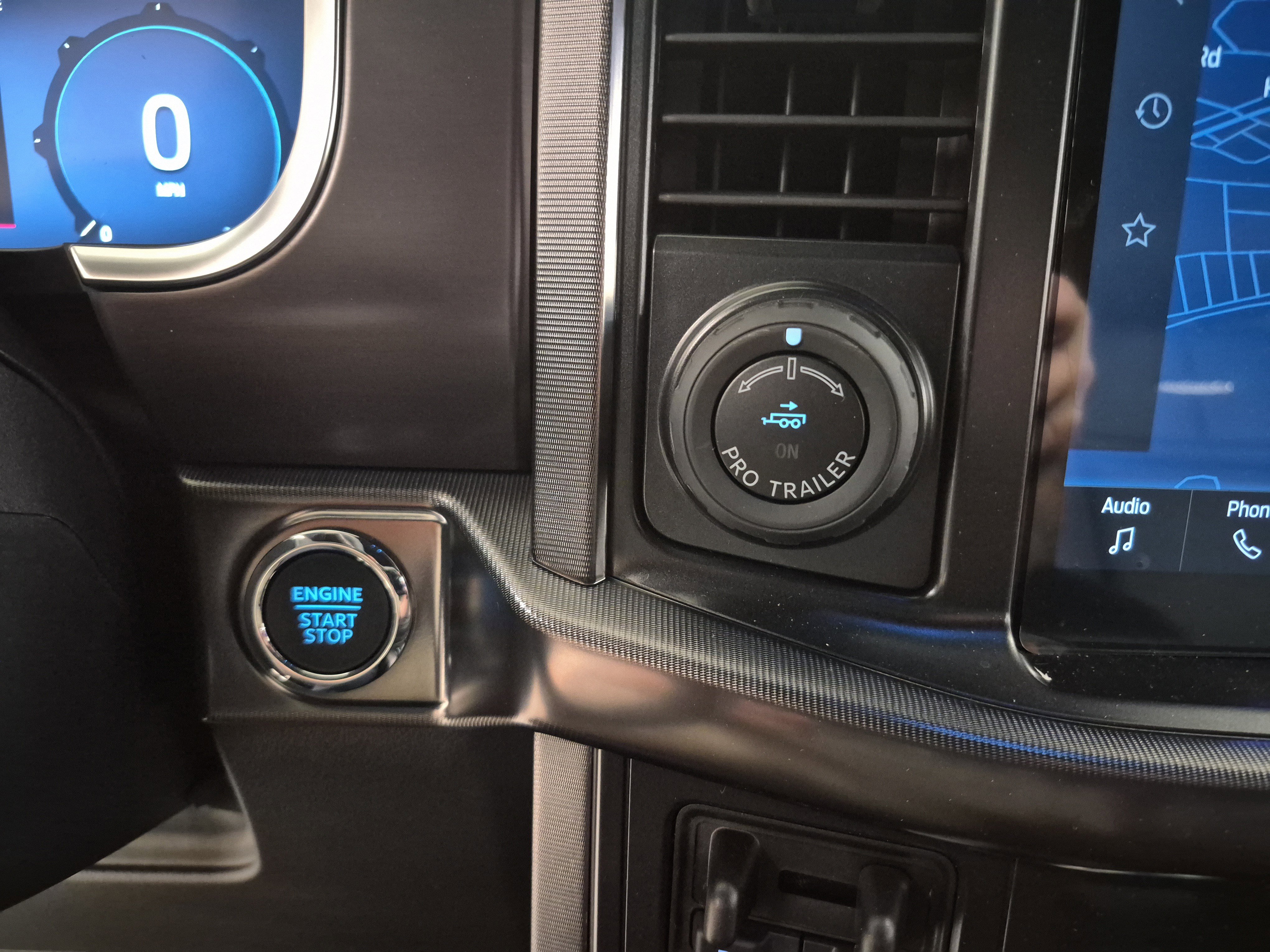 New 2025 Ford F150 Platinum image 36