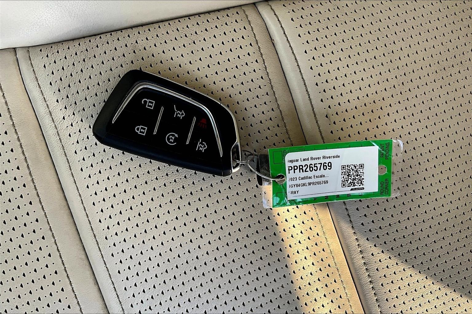 Used 2023 Cadillac Escalade Sport Platinum AWD/4WD image 11