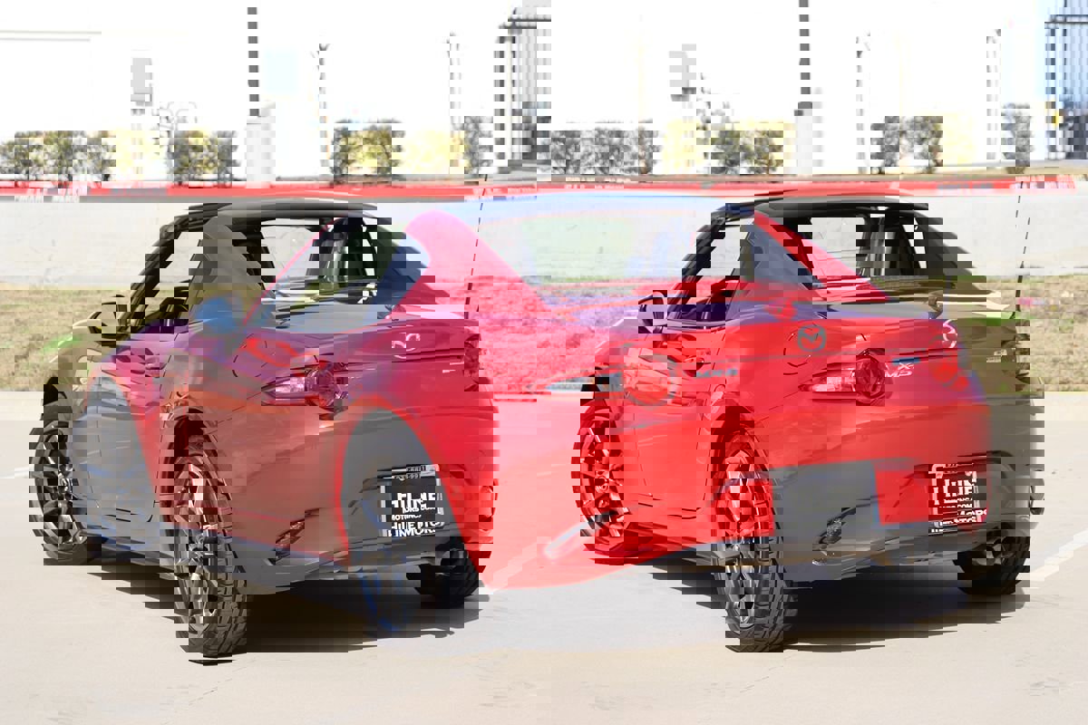 Used 2017 MAZDA MX-5 Miata RF Grand Touring image 12