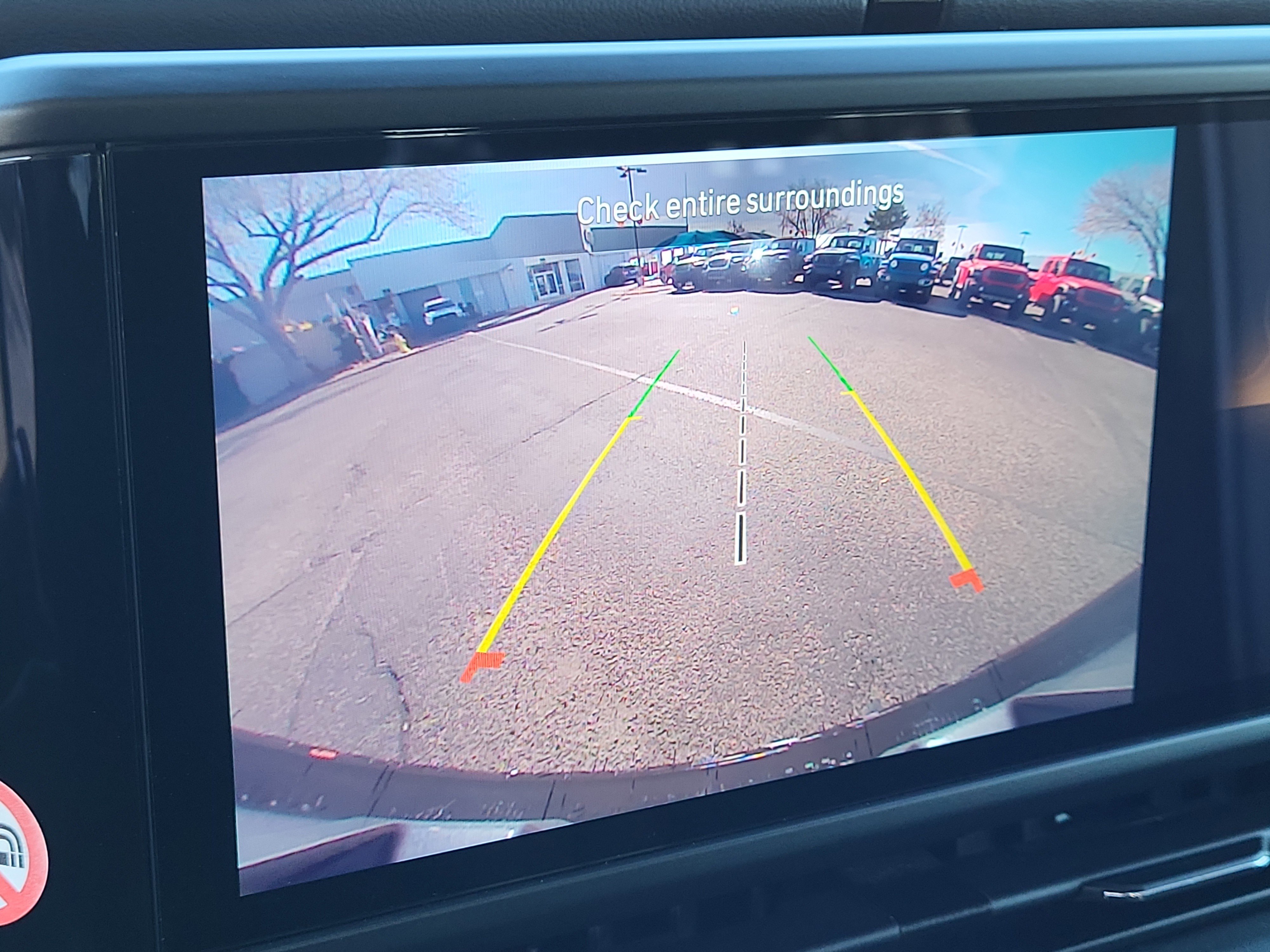 Used 2025 Jeep Wrangler Sahara image 14