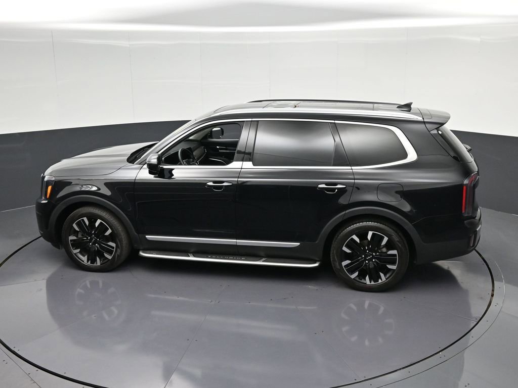 Used 2024 Kia Telluride SX w/ Towing Package FWD image 27