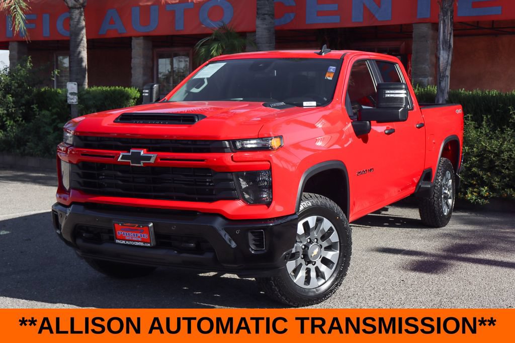 Used 2025 Chevrolet Silverado 2500 Custom w/ Custom Value Package AWD/4WD image 4