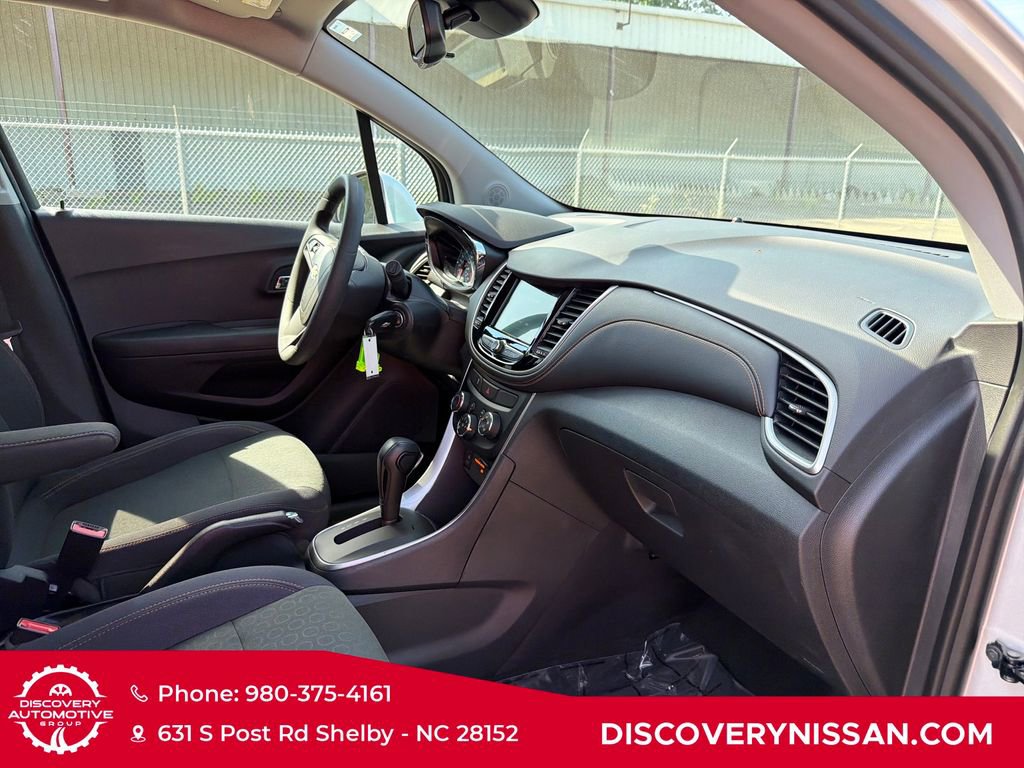 Used 2019 Chevrolet Trax LS w/ Tint and Cruise Package FWD image 39