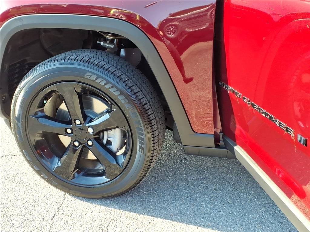 New 2025 Jeep Grand Cherokee L Altitude image 31