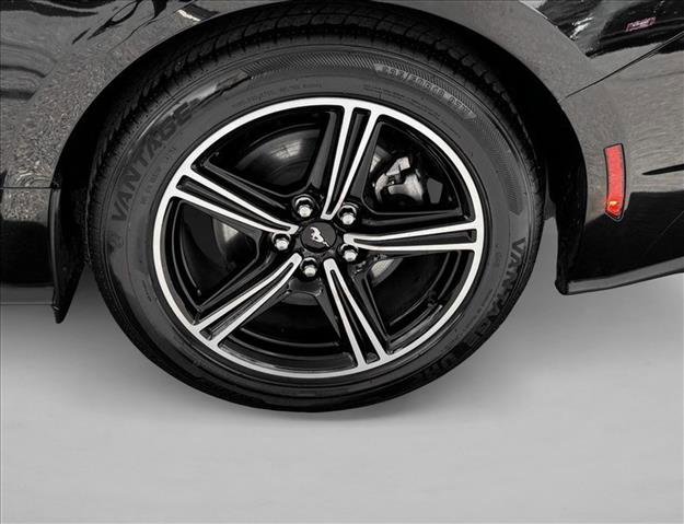 Used 2024 Ford Mustang Premium image 9