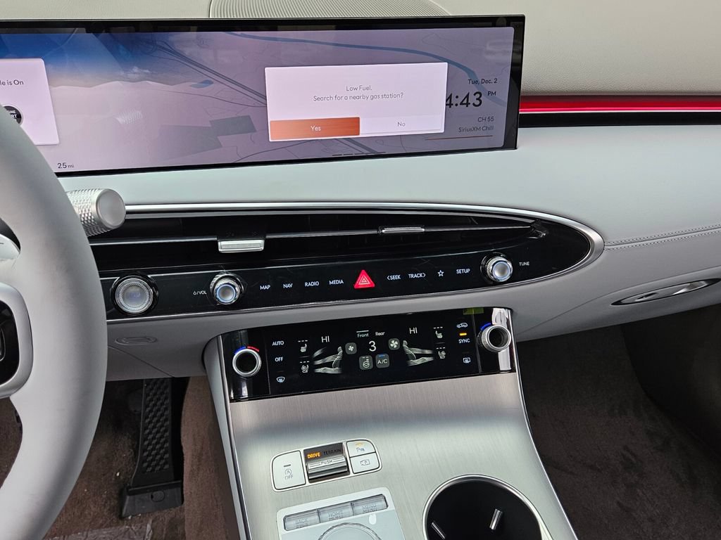 New 2026 Genesis GV70 2.5T Advanced AWD/4WD image 18
