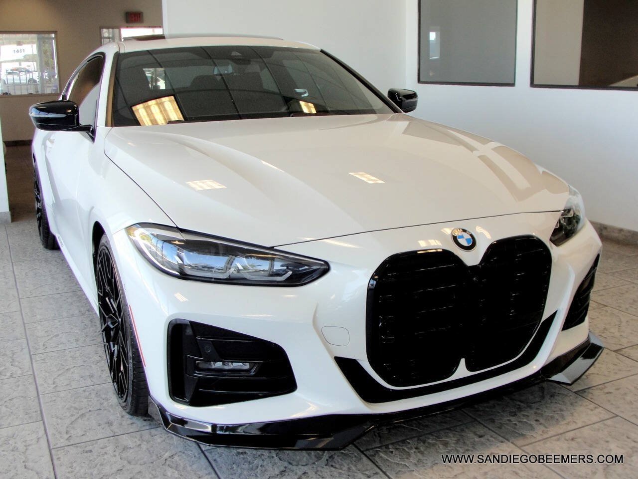 Used 2023 BMW 430i Coupe w/ M Sport Package RWD image 42