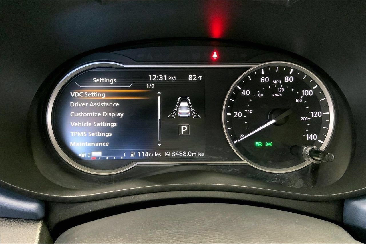 Used 2023 Nissan Versa SV FWD image 23