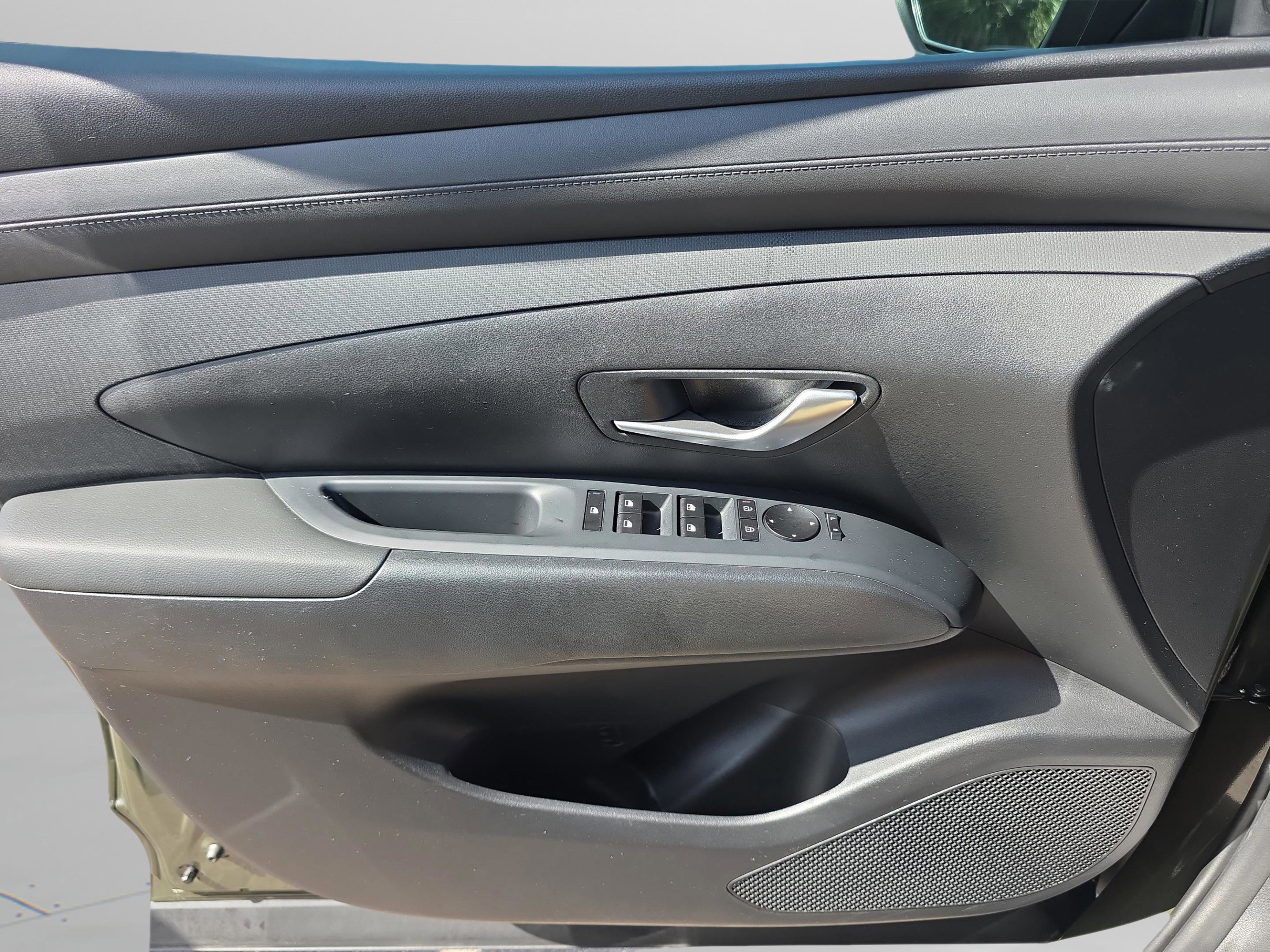 Used 2025 Hyundai Tucson SEL FWD image 64