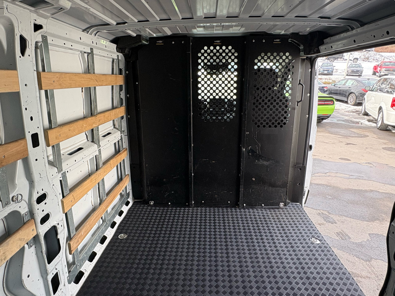 Used 2023 RAM ProMaster 2500 image 20