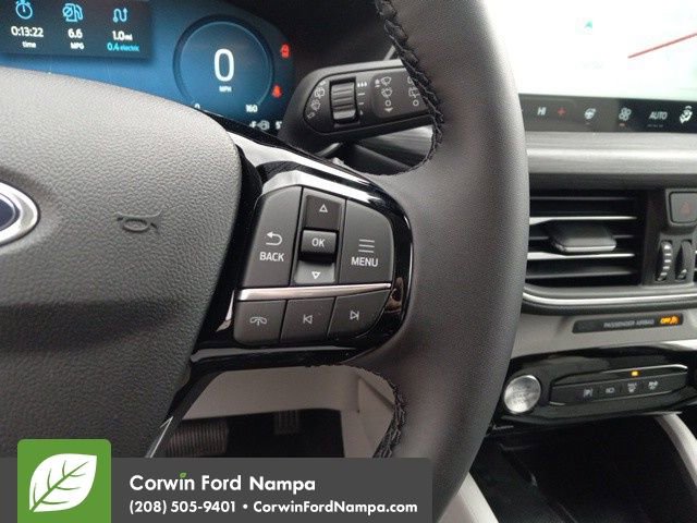 New 2025 Ford Escape SE w/ PHEV Premium Package image 19