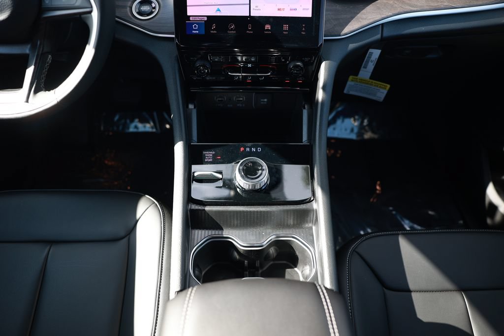 New 2025 Jeep Grand Cherokee Limited AWD/4WD image 26