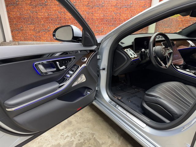 Certified 2022 Mercedes-Benz S 500 4MATIC image 9