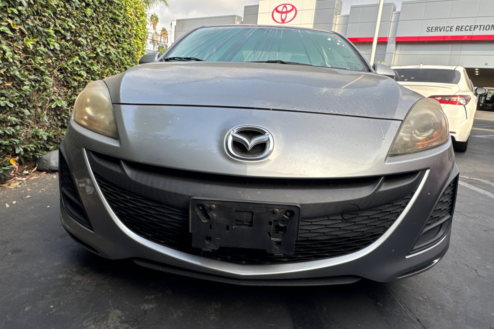 Used 2010 MAZDA MAZDA3 i Touring FWD image 3