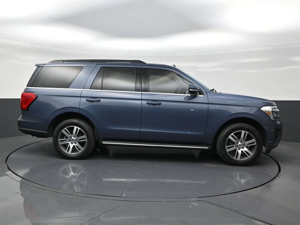 Used 2023 Ford Expedition XLT RWD image 6