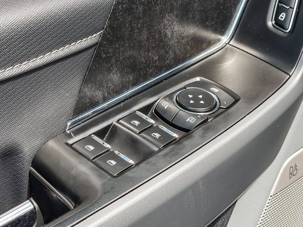 Used 2024 Ford F150 Lightning Flash AWD/4WD image 42
