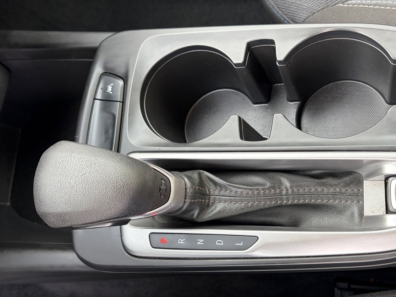 Used 2025 Chevrolet Trax LS image 26