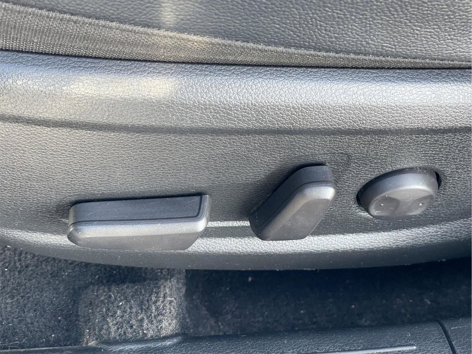 Used 2023 Kia Forte GT w/ GT2 Package image 23