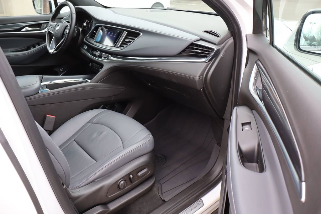 Used 2024 Buick Enclave Essence w/ LPO, Floor Liner Package image 46