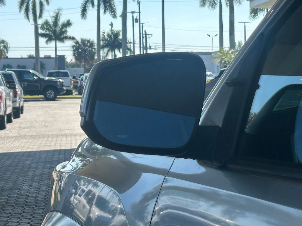 Used 2017 Toyota Tacoma SR5 w/ Tow Package image 14