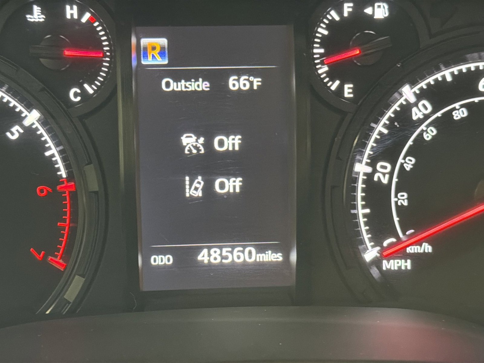 Used 2020 Toyota 4Runner SR5 Premium w/ Moonroof Package AWD/4WD image 34