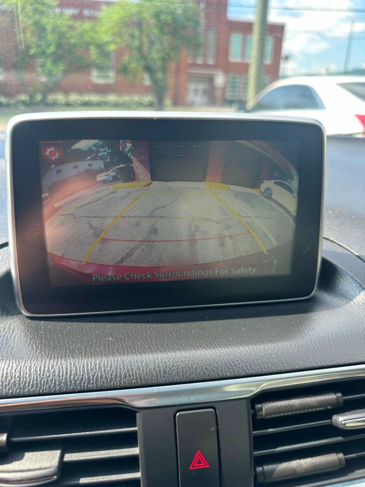 Used 2015 MAZDA MAZDA3 s Grand Touring w/ Technology Package FWD image 34