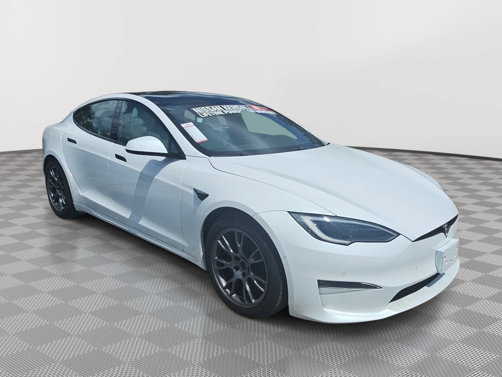Used 2023 Tesla Model S Standard Range AWD/4WD image 2