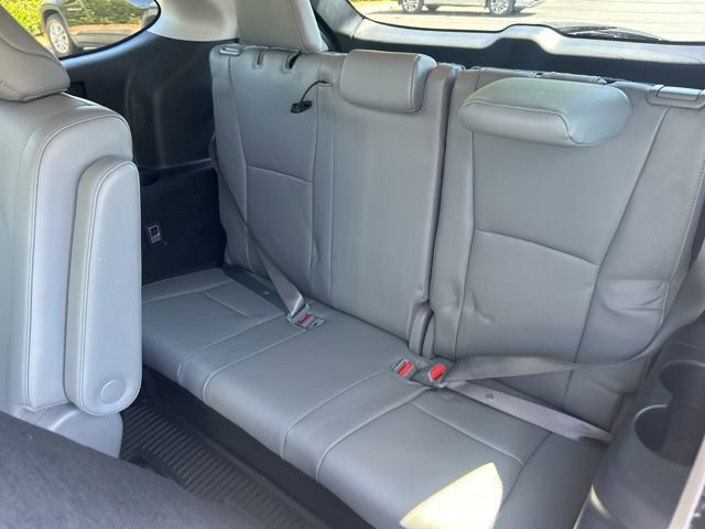 Used 2022 Toyota Highlander Limited FWD image 19