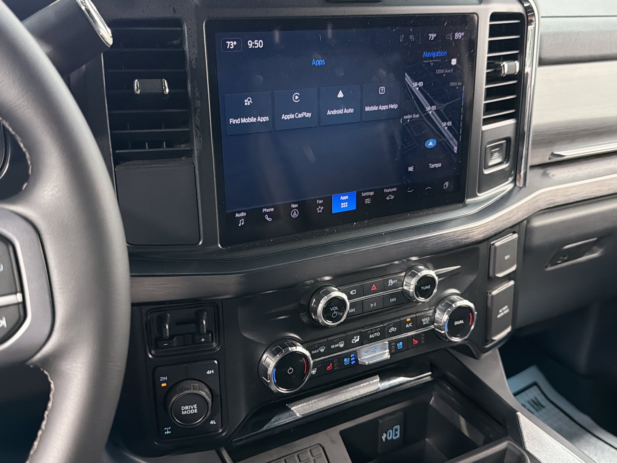 Used 2025 Ford F250 Lariat w/ Black Appearance Package AWD/4WD image 25
