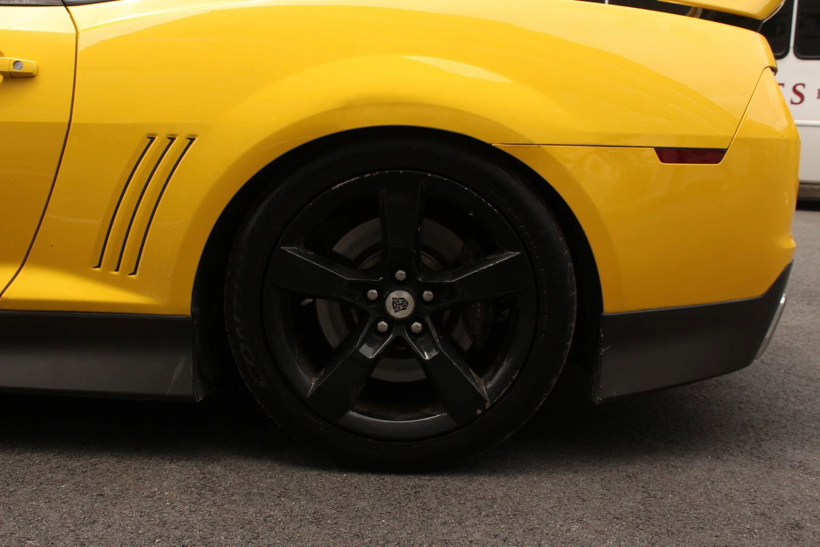 Used 2012 Chevrolet Camaro SS w/ Transformers 3 Edition RWD image 10
