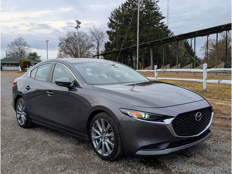 Used 2023 MAZDA MAZDA3 s image 3