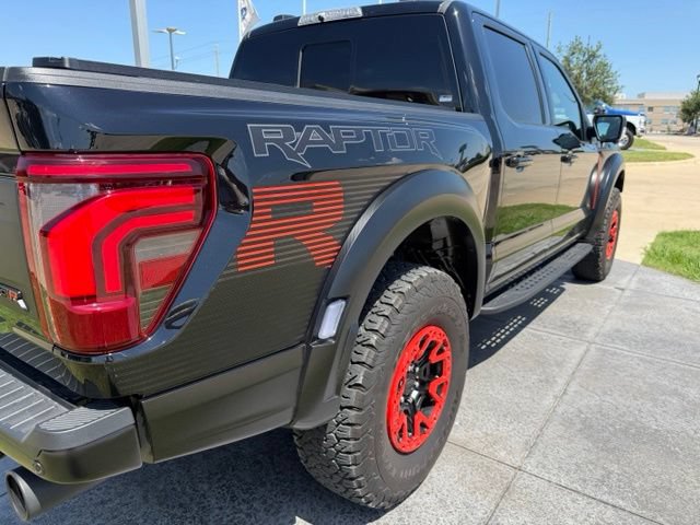 Certified 2025 Ford F150 Raptor w/ Equipment Group 803A Raptor R AWD/4WD image 8
