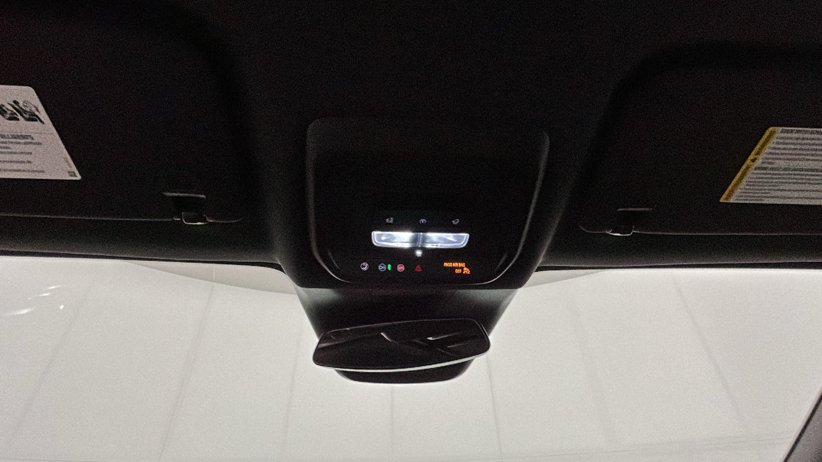 Used 2024 Chevrolet Blazer EV LT AWD/4WD image 31