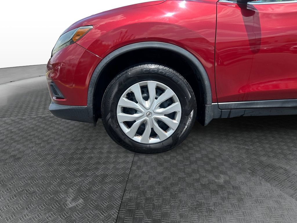 Used 2016 Nissan Rogue S AWD/4WD image 14
