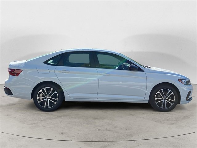 New 2025 Volkswagen Jetta Sport image 7