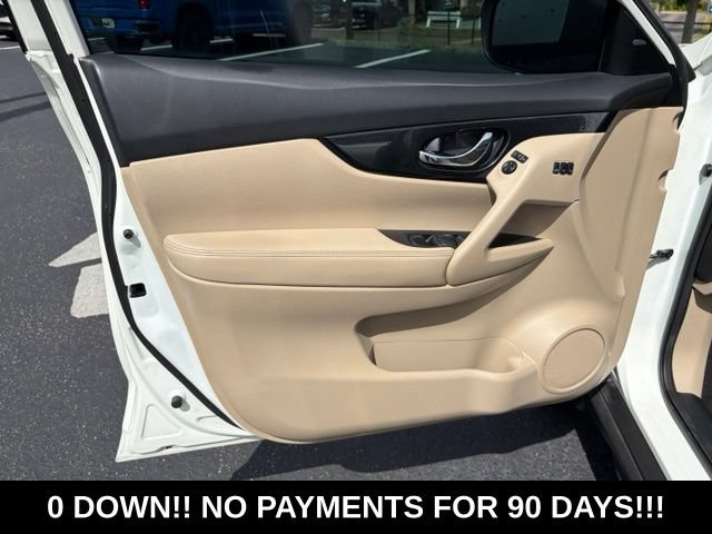Used 2020 Nissan Rogue SL w/ Premium Package AWD/4WD image 12