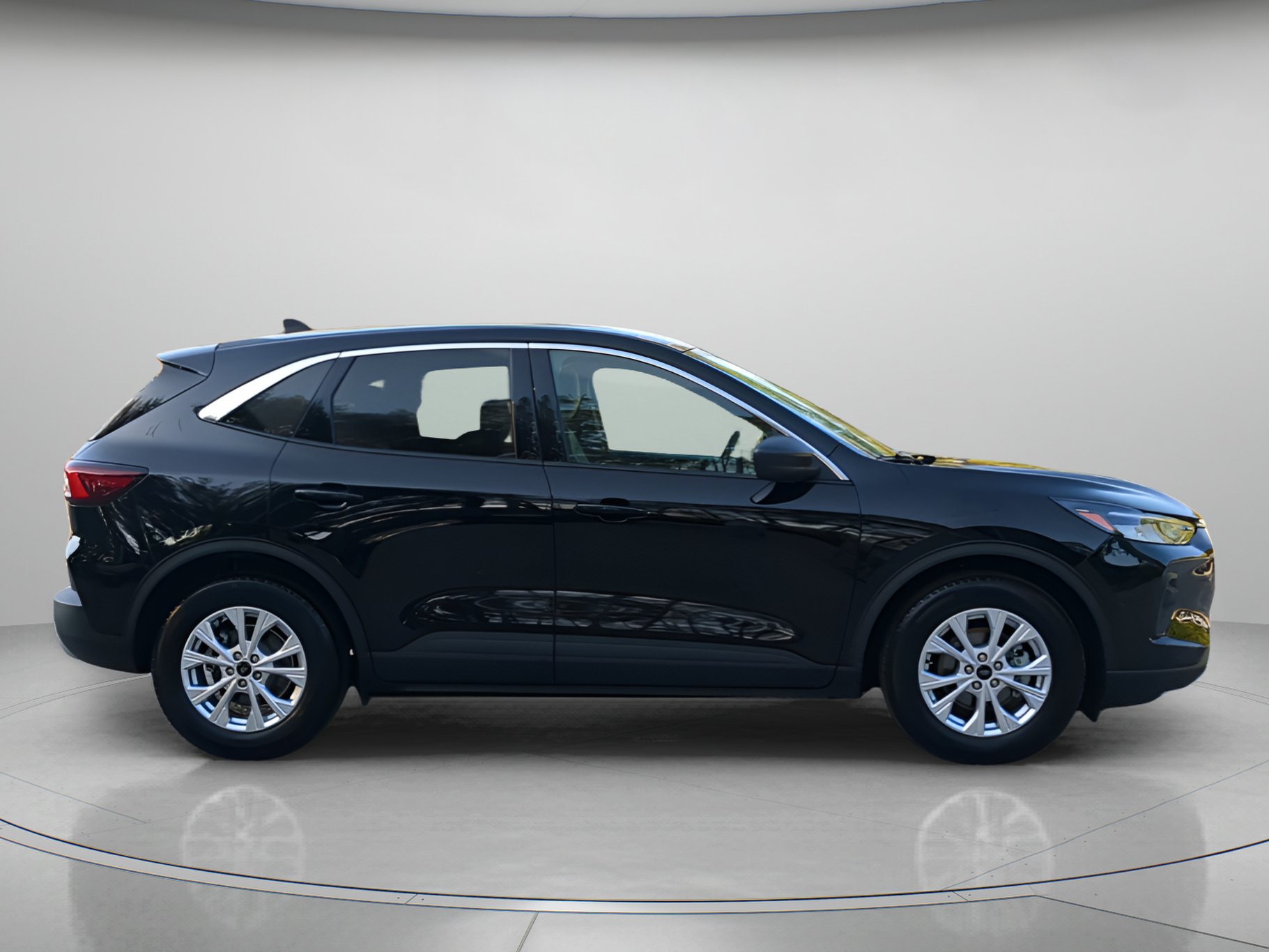 Certified 2024 Ford Escape Active FWD image 39