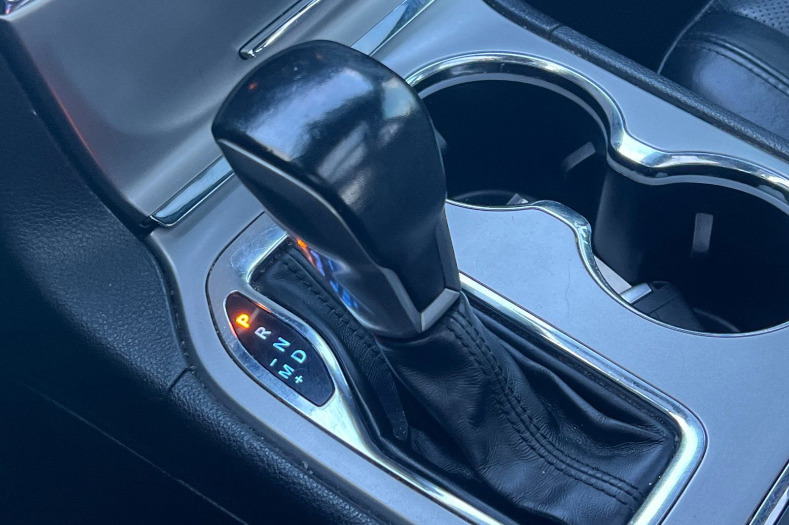 Used 2021 Jeep Grand Cherokee Limited w/ Luxury Group II image 23