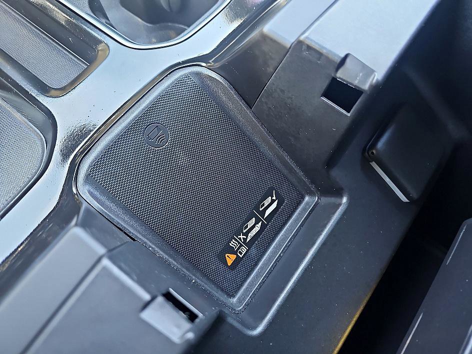 Used 2022 GMC Sierra 1500 Elevation w/ Preferred Package image 24