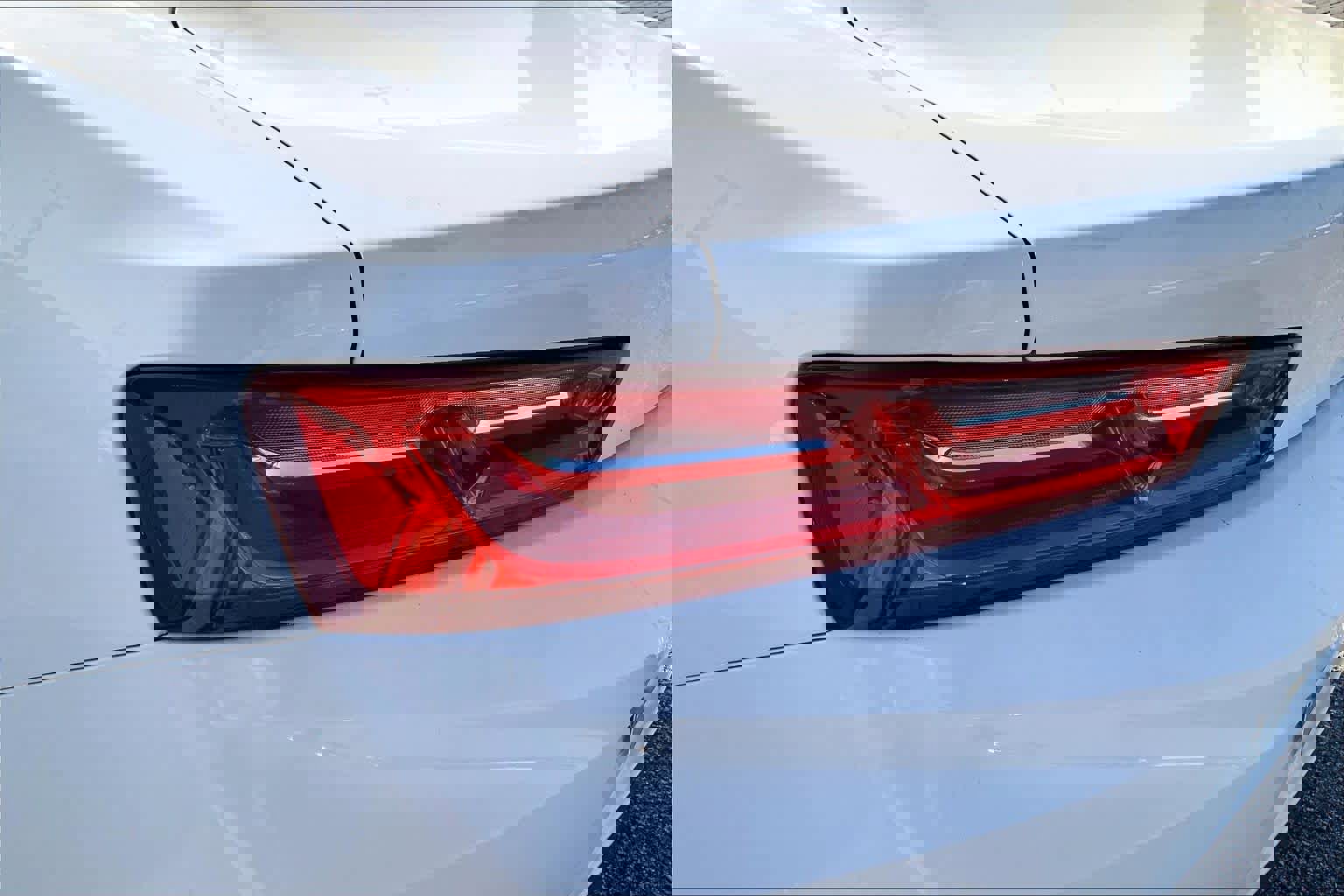 Used 2017 Chevrolet Camaro LT image 26