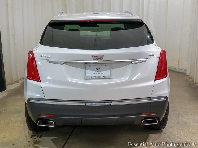 Certified 2017 Cadillac XT5 Luxury w/ Driver Awareness Package image 7