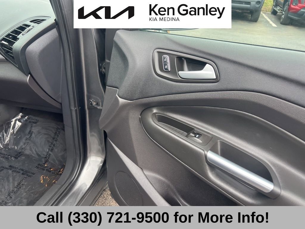 Used 2016 Ford Escape SE image 55